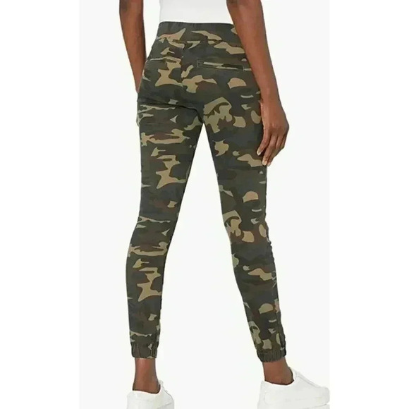 V.I.P. JEANS Cargo Pants for Women Juniors and Plus Sizes Solids, Camo 2, Size 1 - Picture 2 of 2